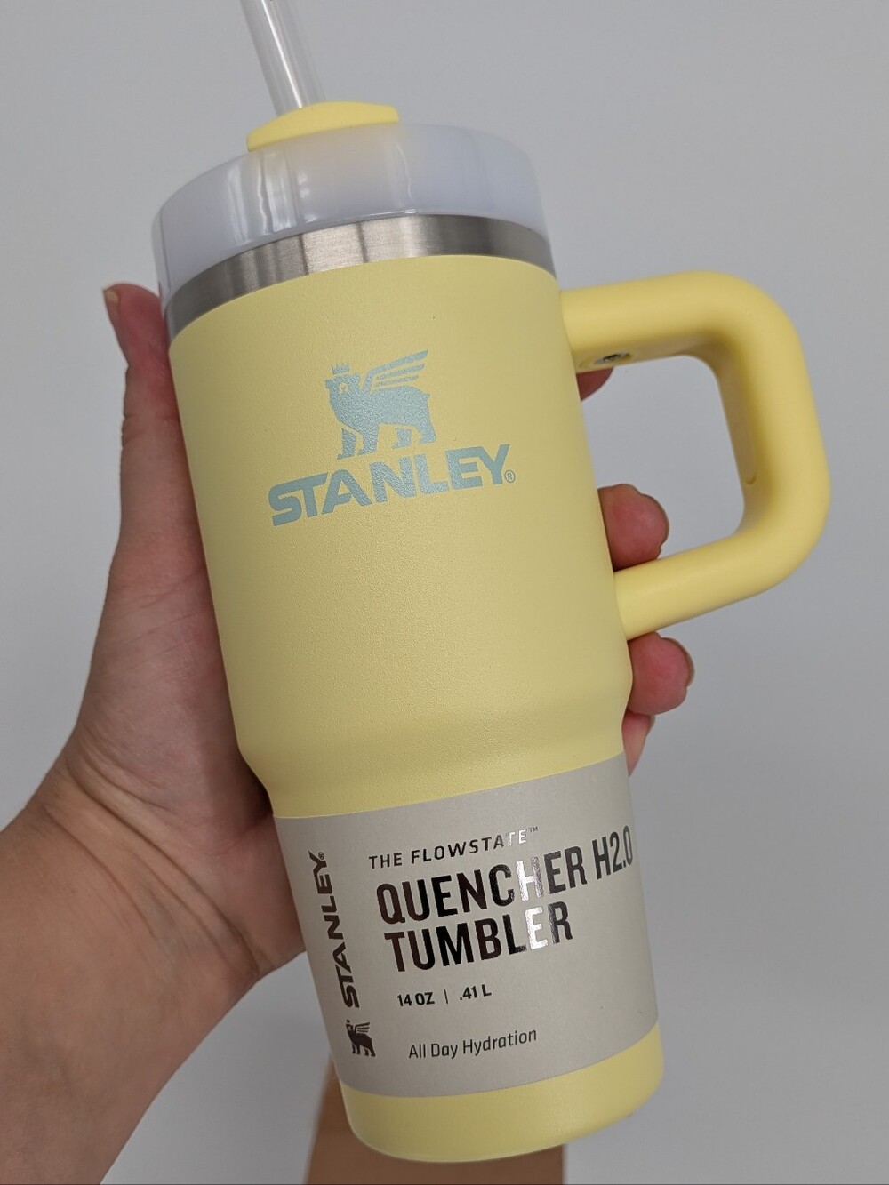 New STANLEY Quencher H2.0 Tumbler cup with straw 14 Oz Pomelo Yellow